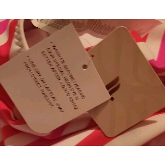 NWT Fabletics Womens Swimsuit XL Sunset Scoop One-Piece  Pink White Stripes - Picture 10 of 12